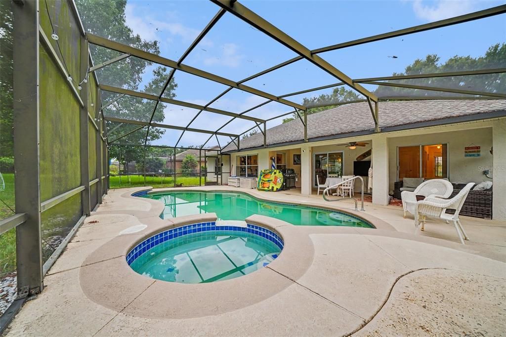 En Venta: $455,000 (3 camas, 2 baños, 1706 Pies cuadrados)