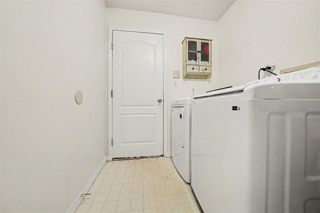 En Venta: $455,000 (3 camas, 2 baños, 1706 Pies cuadrados)