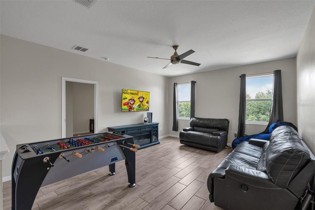 En Venta: $440,000 (6 camas, 3 baños, 3434 Pies cuadrados)