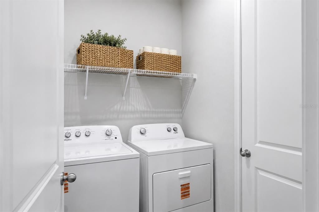 For Sale: $330,000 (2 beds, 2 baths, 1432 Square Feet)