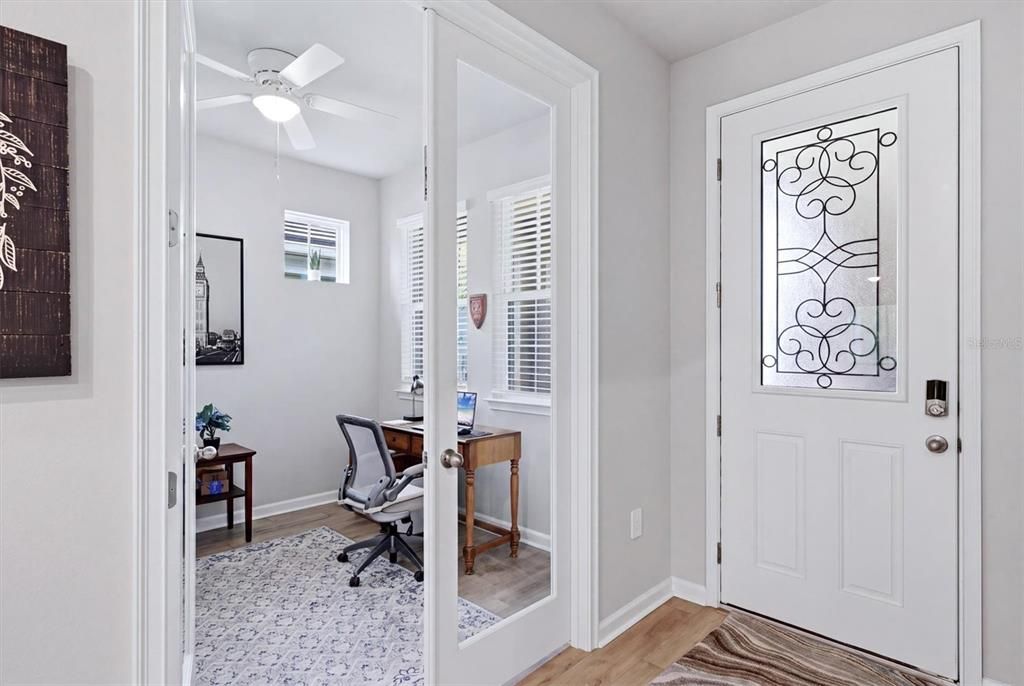 For Sale: $330,000 (2 beds, 2 baths, 1432 Square Feet)