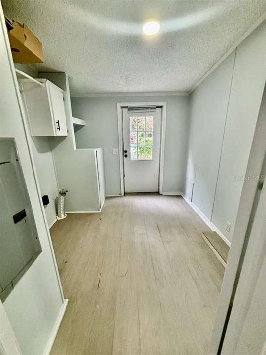 En Venta: $285,000 (4 camas, 2 baños, 1620 Pies cuadrados)