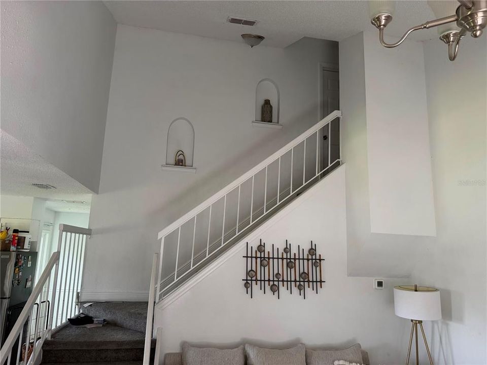 В аренду: $2,600 (3 спален, 2 ванн, 1208 Квадратных фут)