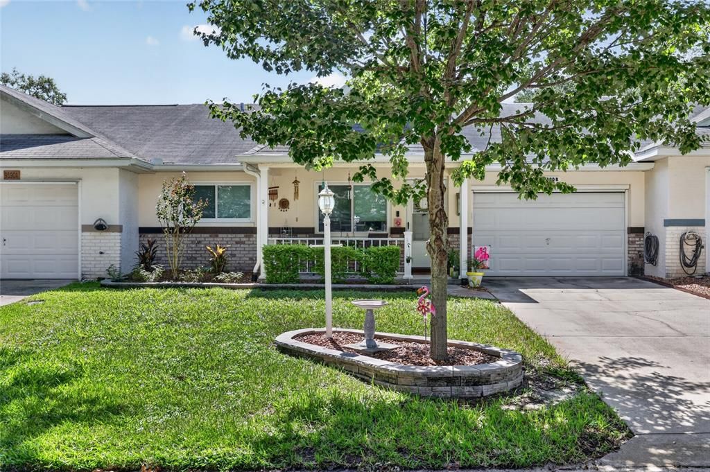 For Sale: $159,500 (2 beds, 2 baths, 1215 Square Feet)