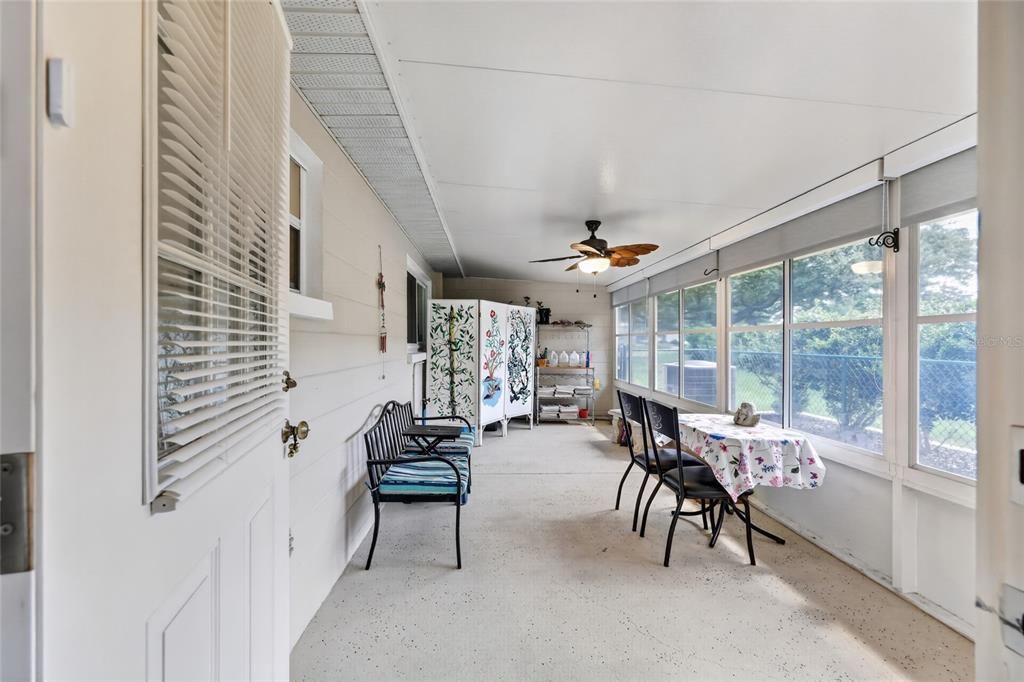 For Sale: $159,500 (2 beds, 2 baths, 1215 Square Feet)