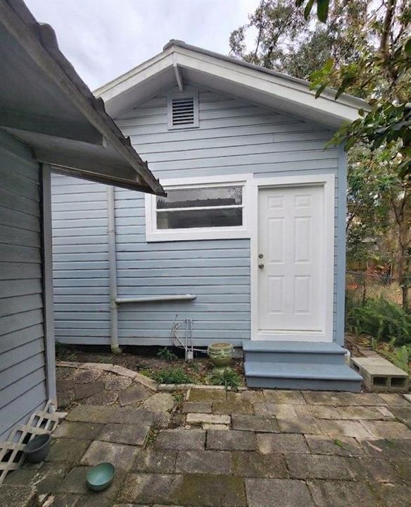 На продажу: $245,000 (3 спален, 2 ванн, 1130 Квадратных фут)