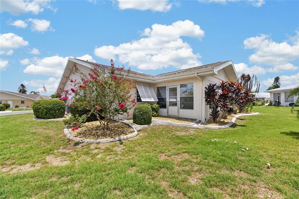 На продажу: $279,900 (2 спален, 2 ванн, 1756 Квадратных фут)
