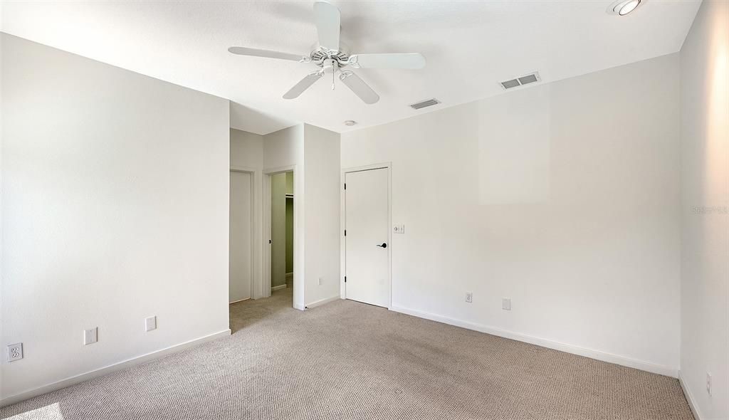 For Sale: $825,000 (3 beds, 3 baths, 1667 Square Feet)