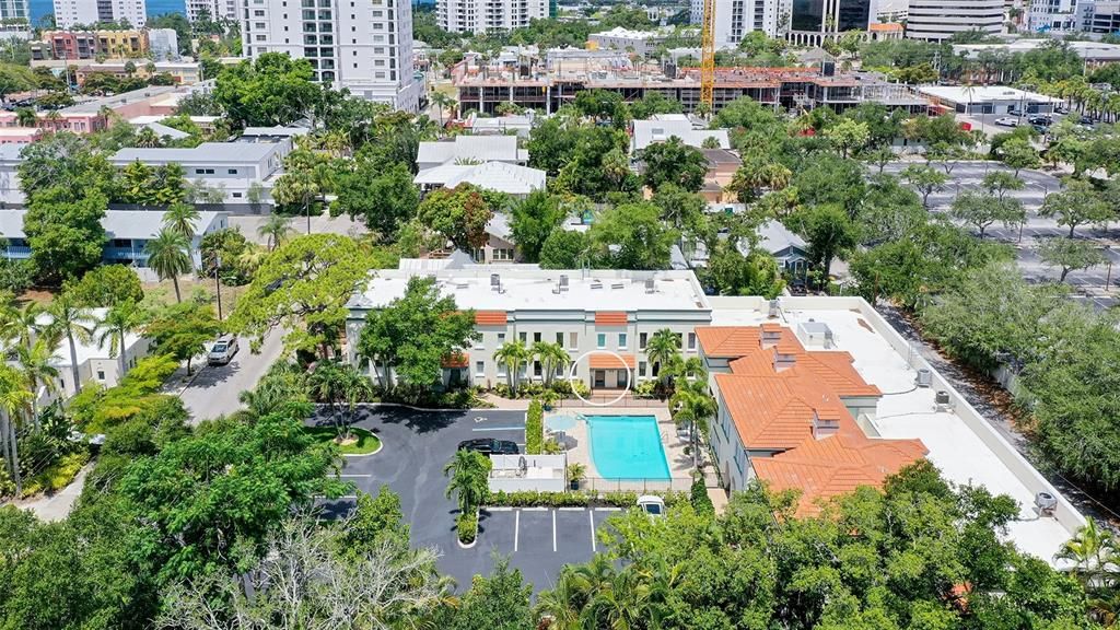 For Sale: $825,000 (3 beds, 3 baths, 1667 Square Feet)