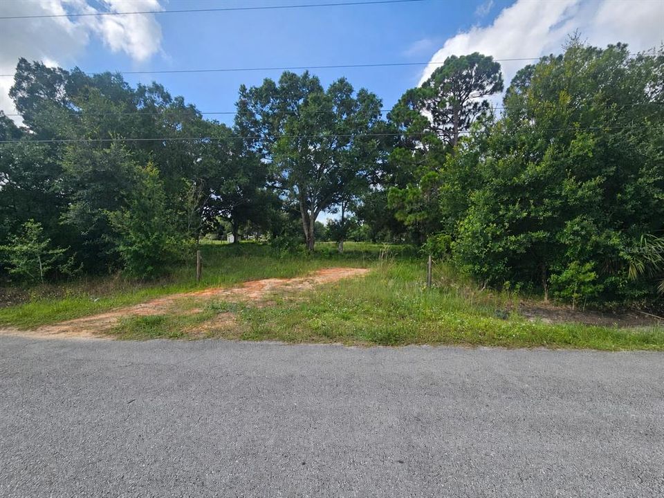 En Venta: $38,000 (1.00 acres)