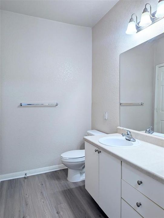 В аренду: $1,950 (2 спален, 2 ванн, 1109 Квадратных фут)