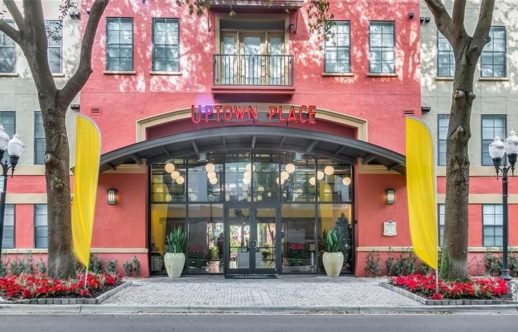 В аренду: $1,950 (2 спален, 2 ванн, 1109 Квадратных фут)