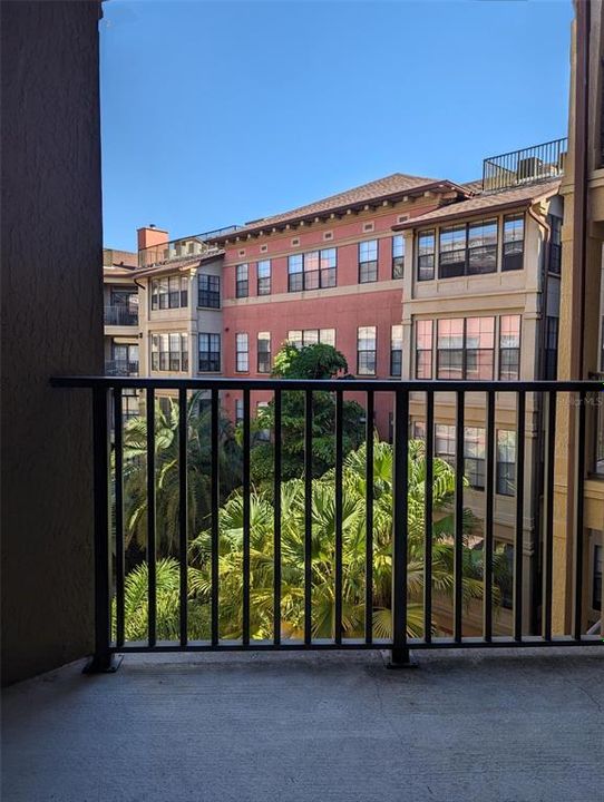 В аренду: $1,950 (2 спален, 2 ванн, 1109 Квадратных фут)