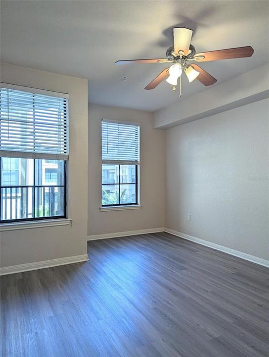 В аренду: $1,950 (2 спален, 2 ванн, 1109 Квадратных фут)