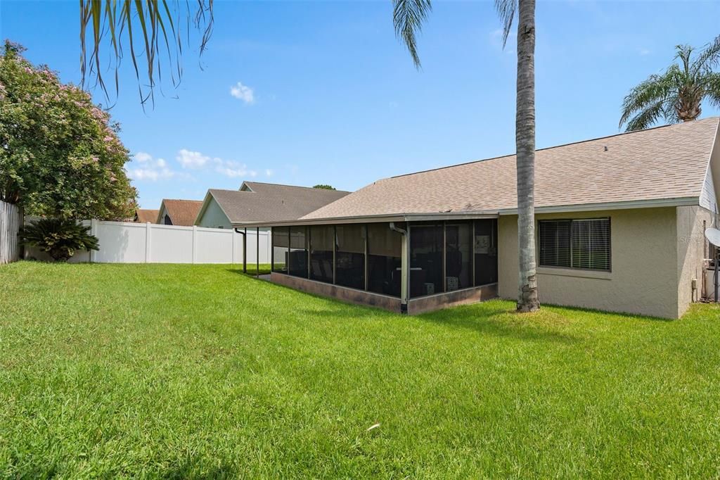 Active With Contract: $384,900 (3 beds, 2 baths, 1529 Square Feet)