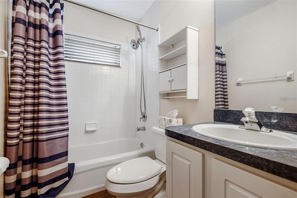 В аренду: $3,400 (4 спален, 3 ванн, 2059 Квадратных фут)