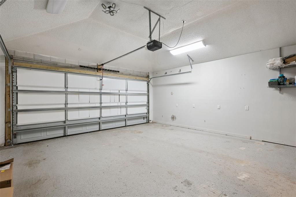 На продажу: $495,000 (4 спален, 2 ванн, 1864 Квадратных фут)