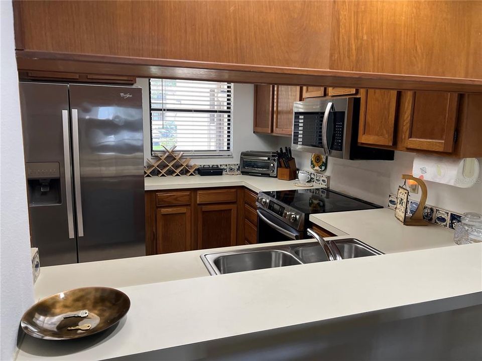 В аренду: $1,850 (2 спален, 2 ванн, 888 Квадратных фут)