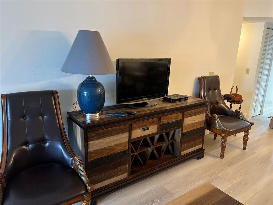 В аренду: $1,850 (2 спален, 2 ванн, 888 Квадратных фут)