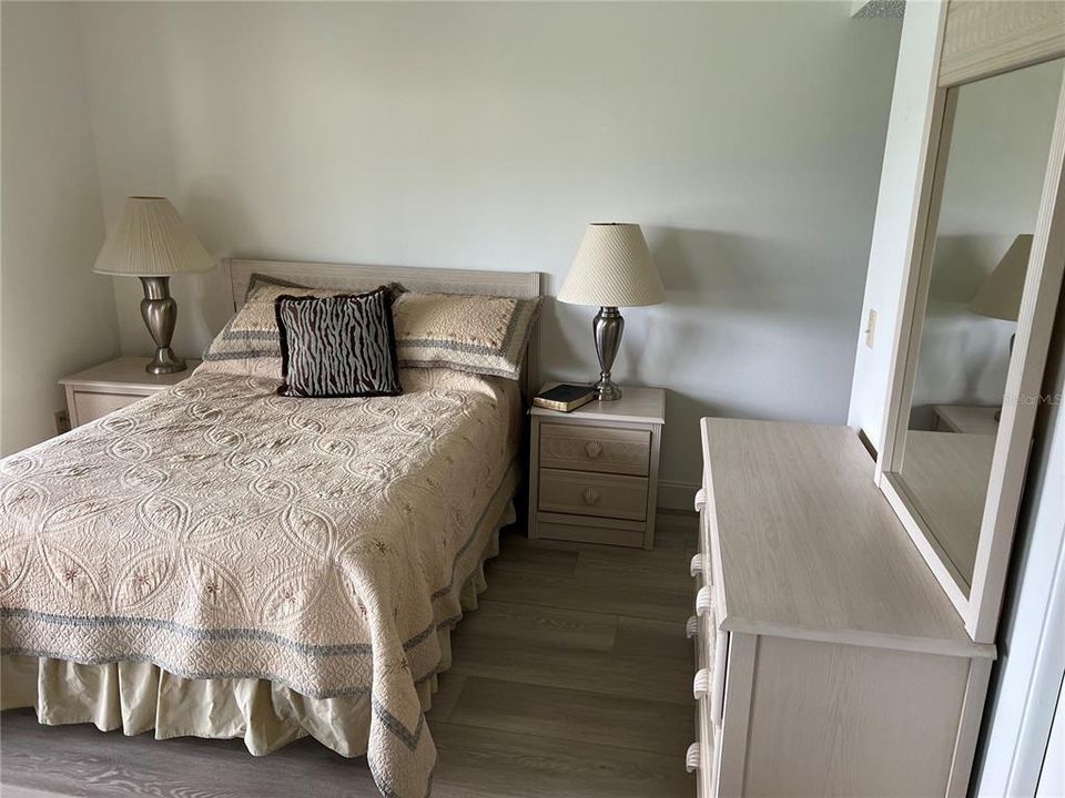 В аренду: $1,850 (2 спален, 2 ванн, 888 Квадратных фут)