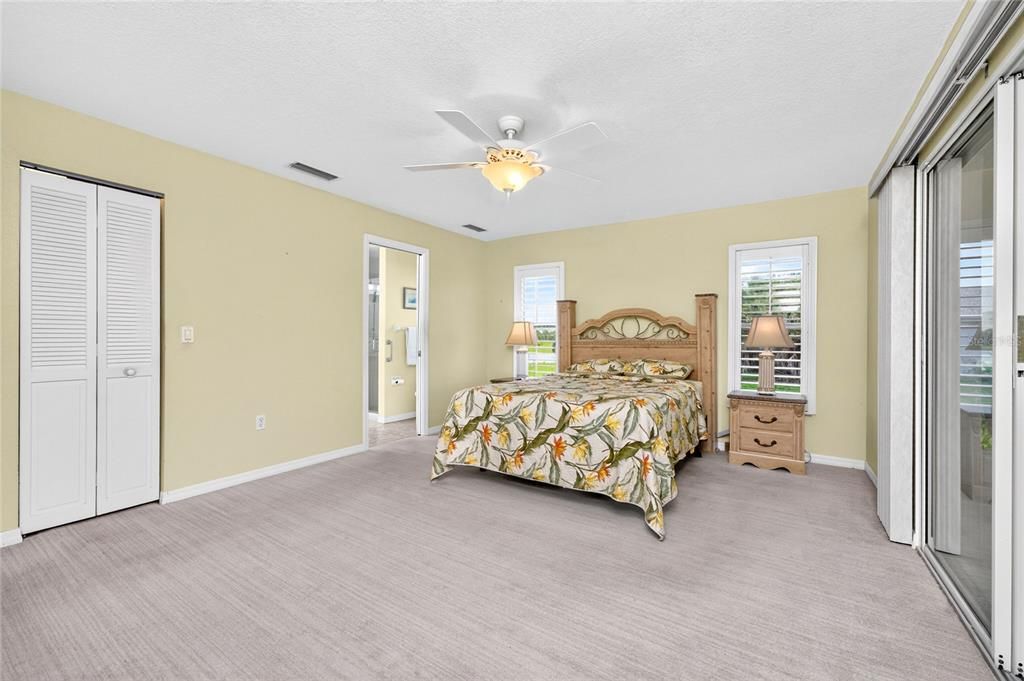 For Sale: $350,000 (3 beds, 2 baths, 1793 Square Feet)