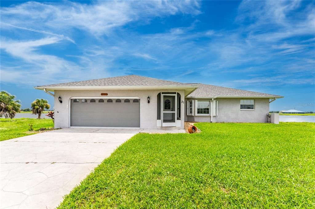 For Sale: $350,000 (3 beds, 2 baths, 1793 Square Feet)