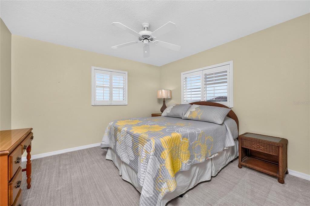 For Sale: $350,000 (3 beds, 2 baths, 1793 Square Feet)