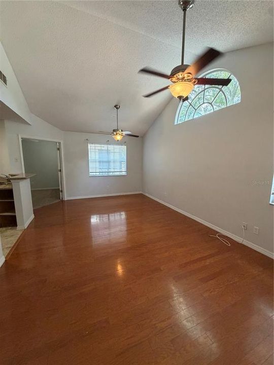 En Renta: $1,499 (2 camas, 2 baños, 792 Pies cuadrados)