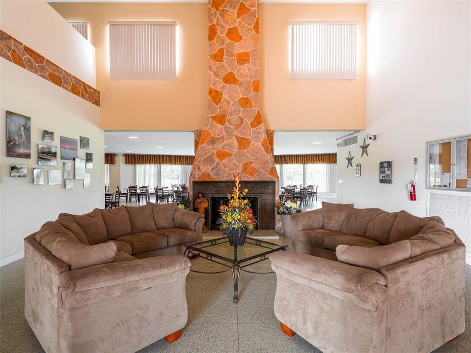 En Venta: $11,500 (0.50 acres)