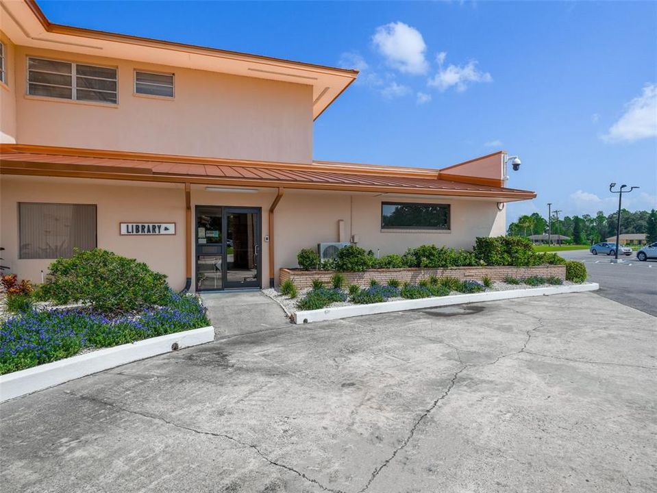 En Venta: $11,500 (0.50 acres)