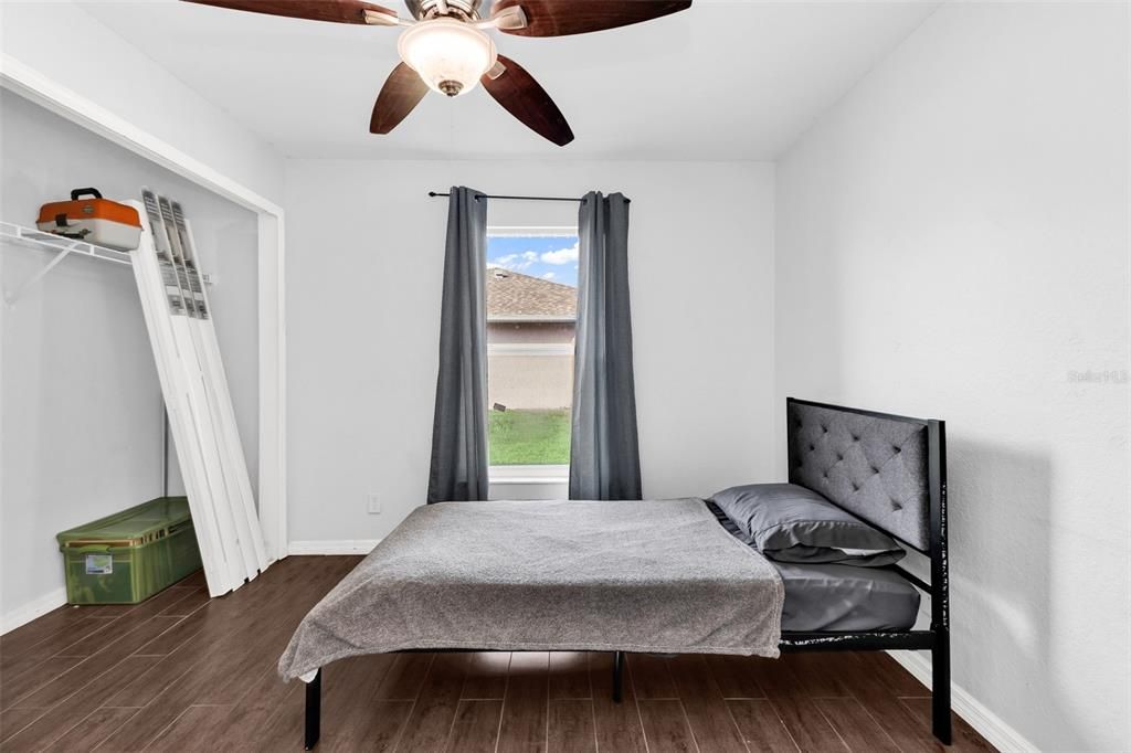 For Sale: $252,000 (3 beds, 2 baths, 1241 Square Feet)