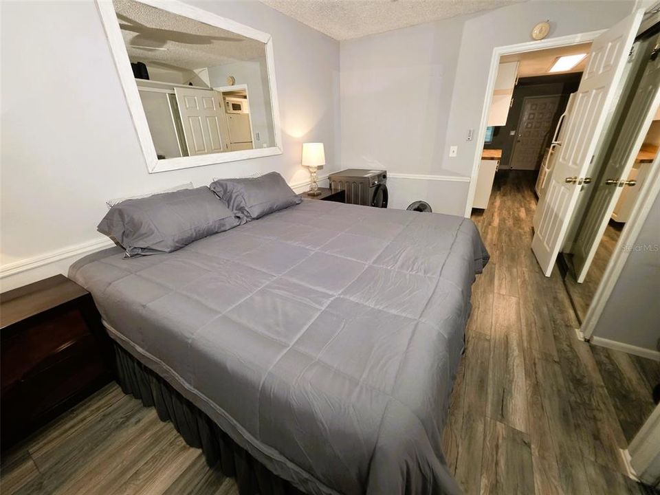 For Sale: $119,000 (1 beds, 1 baths, 456 Square Feet)