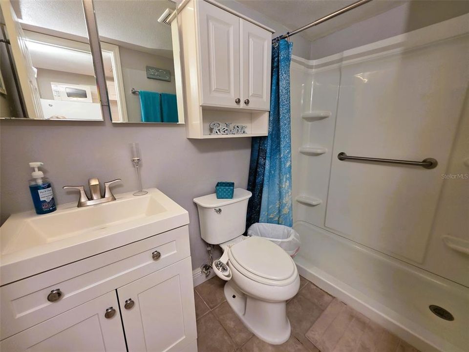 For Sale: $119,000 (1 beds, 1 baths, 456 Square Feet)