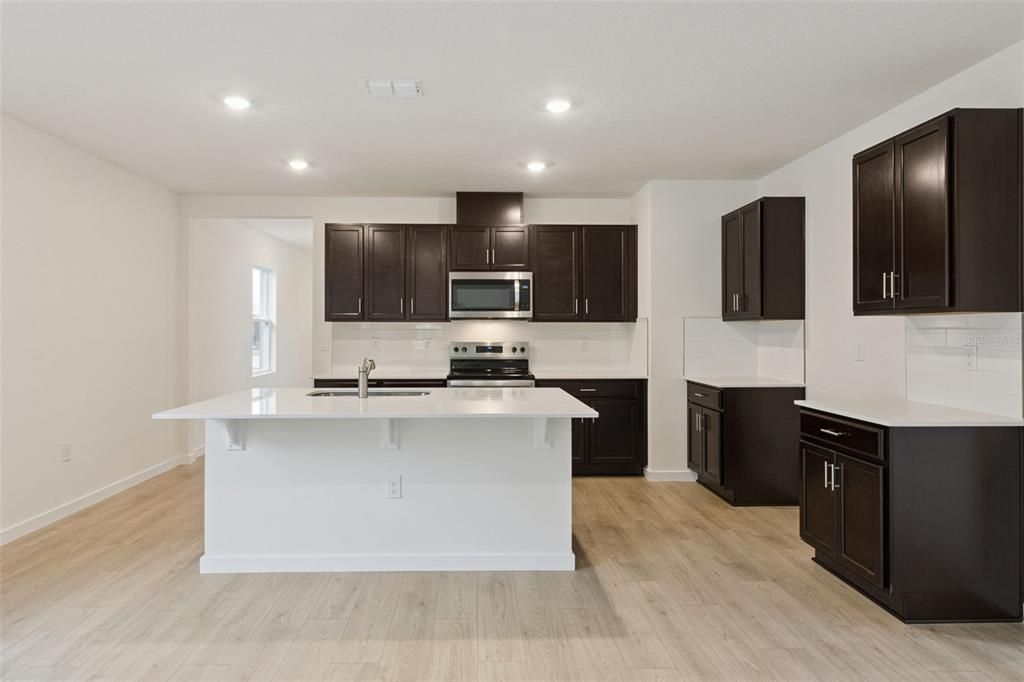 En Venta: $399,990 (3 camas, 2 baños, 1614 Pies cuadrados)