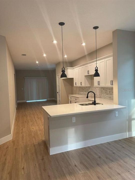 В аренду: $2,500 (4 спален, 2 ванн, 1622 Квадратных фут)