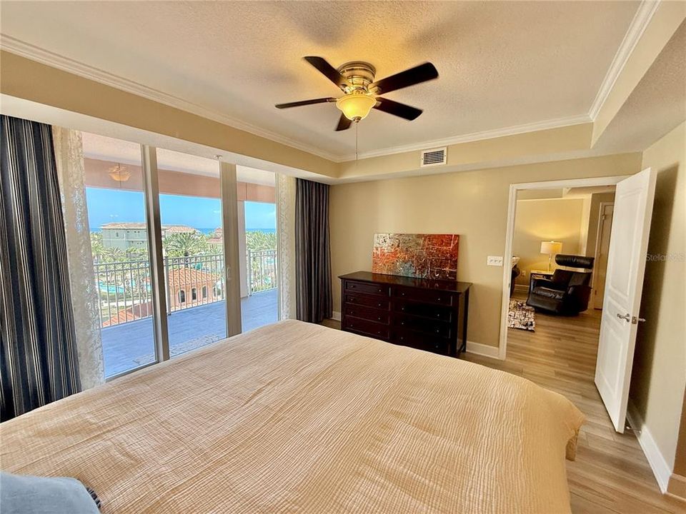 For Sale: $725,000 (3 beds, 3 baths, 1676 Square Feet)
