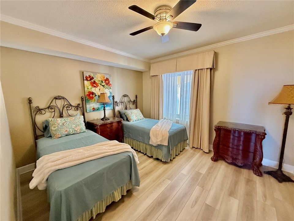 For Sale: $725,000 (3 beds, 3 baths, 1676 Square Feet)