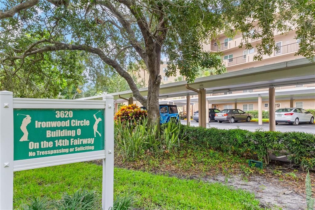 For Sale: $169,000 (2 beds, 2 baths, 1008 Square Feet)
