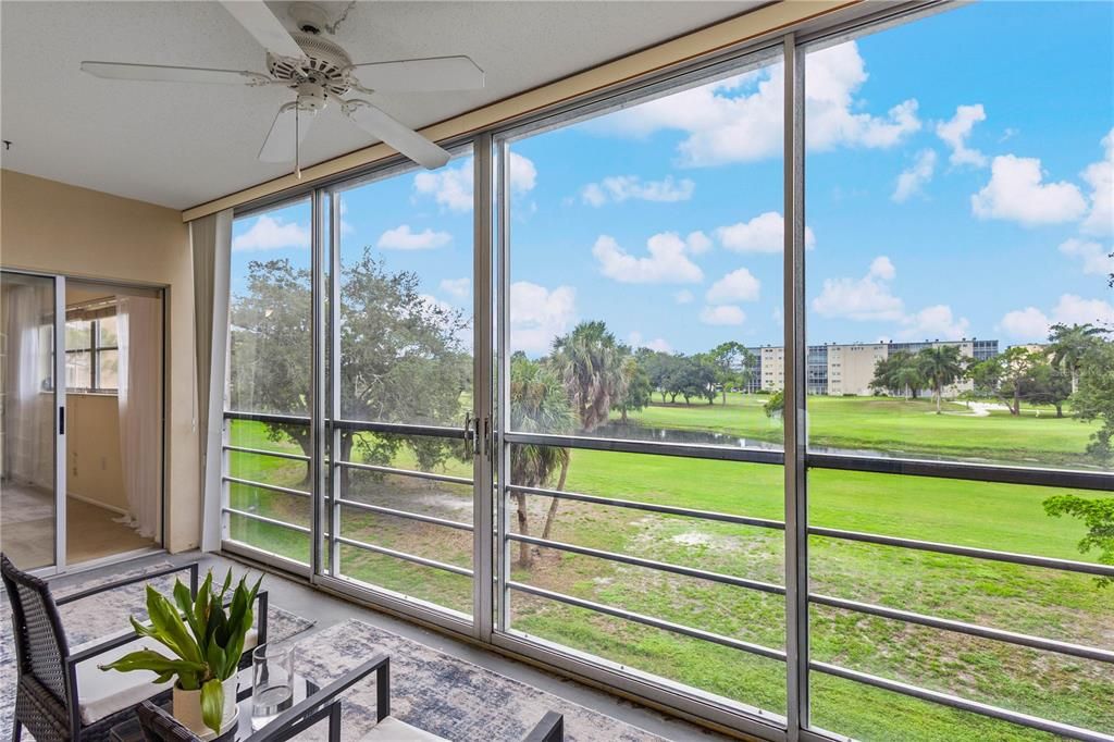 For Sale: $169,000 (2 beds, 2 baths, 1008 Square Feet)