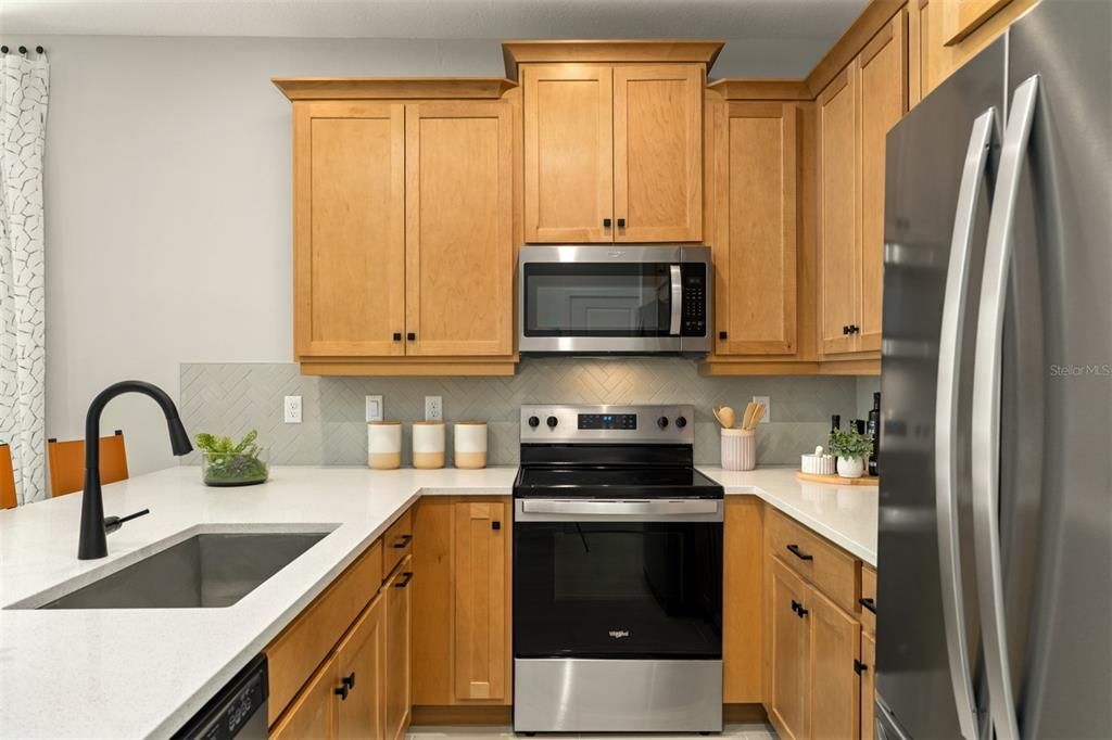 En Venta: $414,990 (4 camas, 2 baños, 1678 Pies cuadrados)