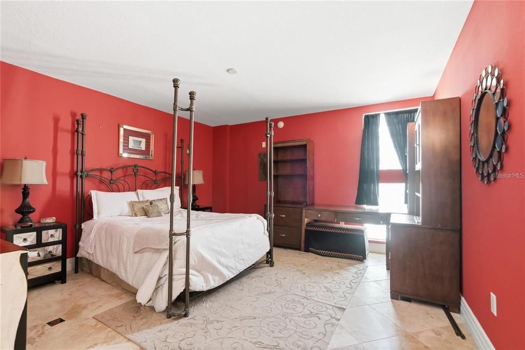 В аренду: $12,000 (4 спален, 4 ванн, 4656 Квадратных фут)