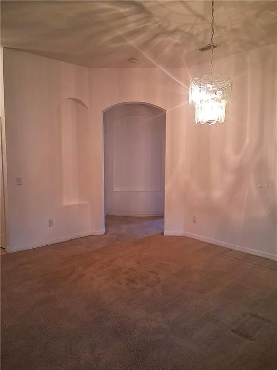 En Renta: $2,300 (4 camas, 2 baños, 2122 Pies cuadrados)