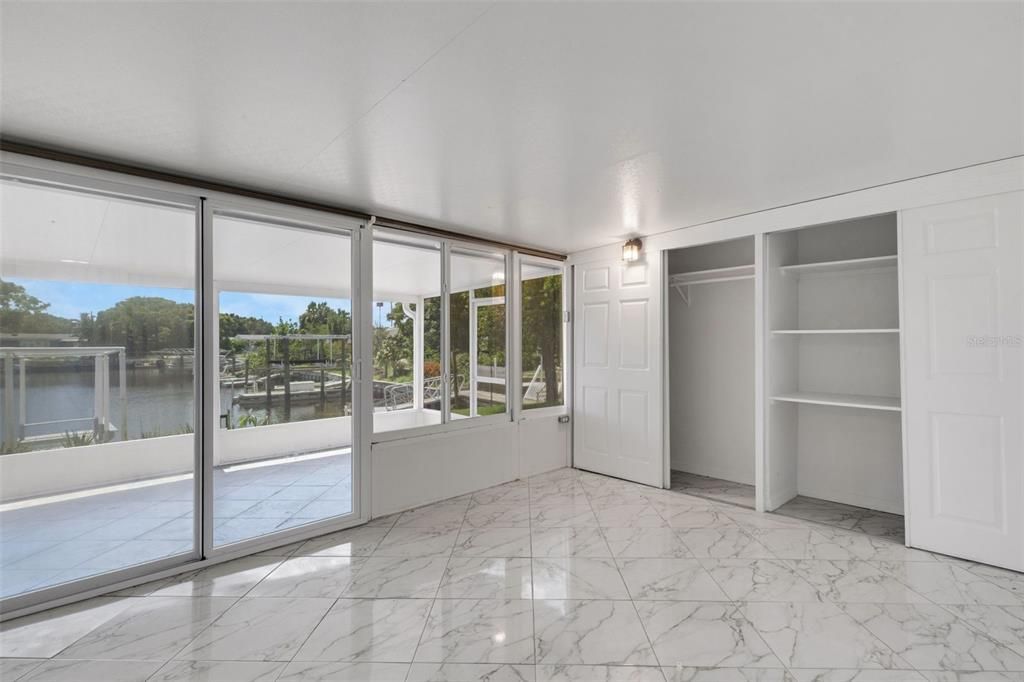 En Venta: $441,000 (3 camas, 3 baños, 1896 Pies cuadrados)