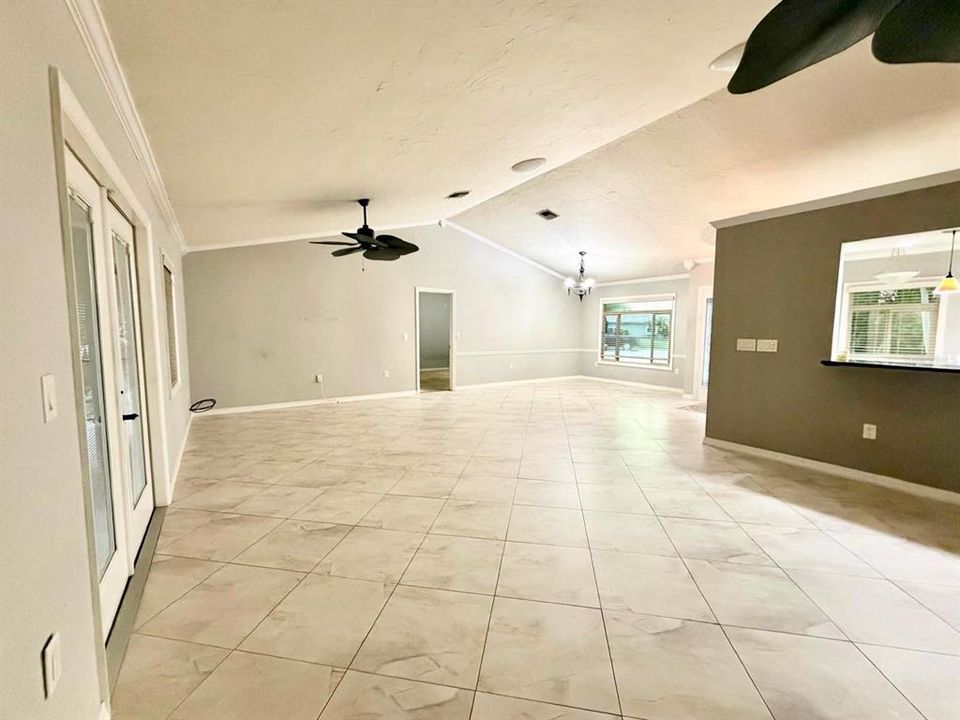 На продажу: $445,000 (3 спален, 2 ванн, 1614 Квадратных фут)
