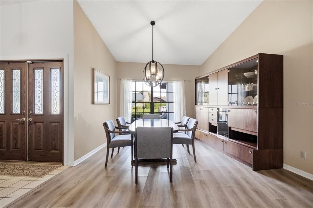 Active With Contract: $750,000 (4 beds, 3 baths, 3315 Square Feet)