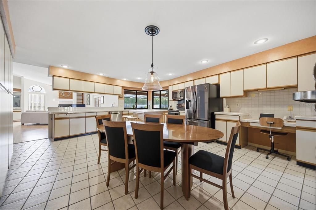 Active With Contract: $750,000 (4 beds, 3 baths, 3315 Square Feet)