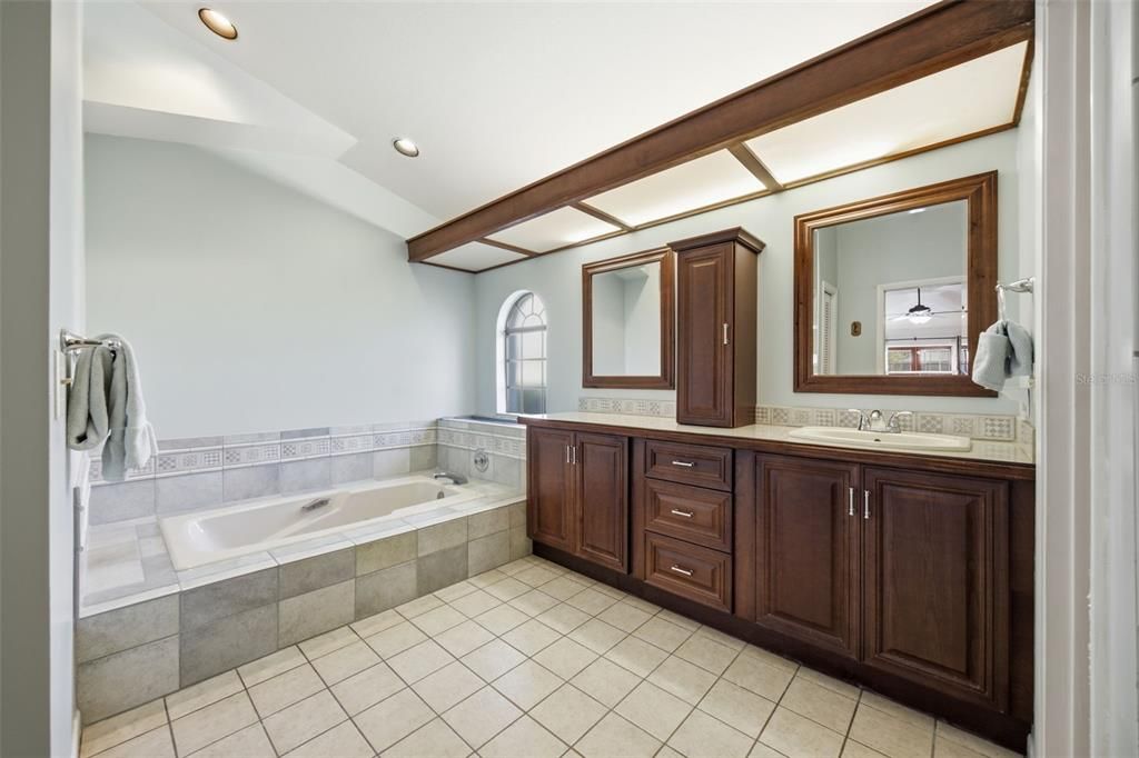 Active With Contract: $750,000 (4 beds, 3 baths, 3315 Square Feet)
