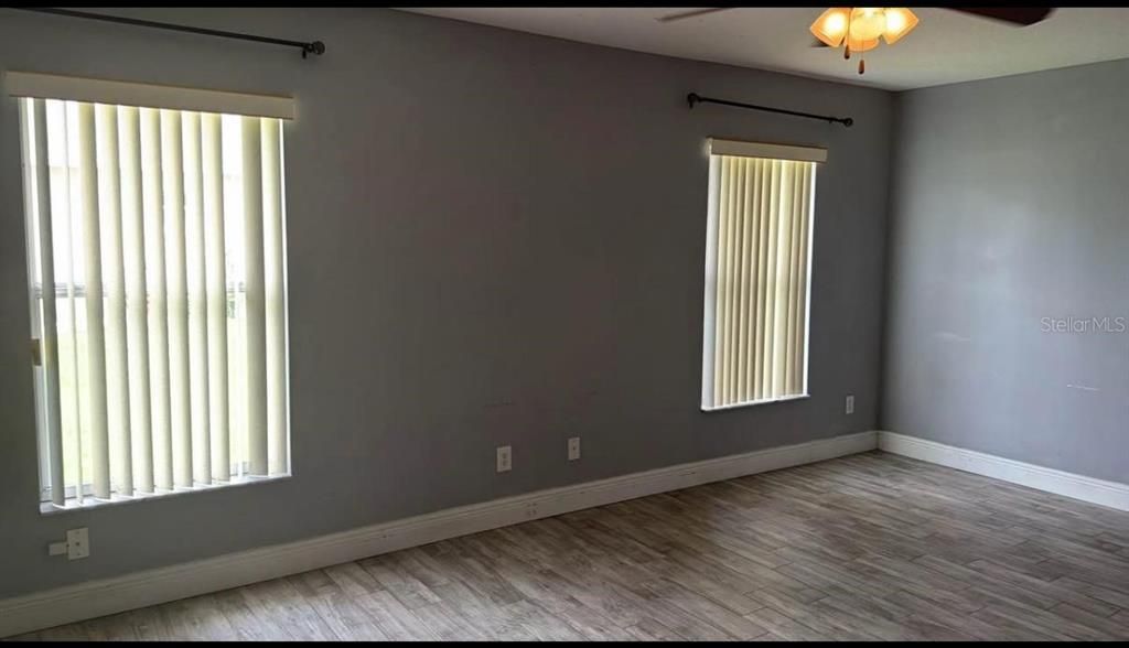 En Renta: $2,500 (4 camas, 2 baños, 2035 Pies cuadrados)