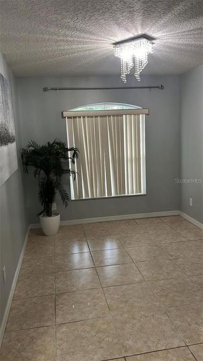 В аренду: $2,500 (4 спален, 2 ванн, 2035 Квадратных фут)
