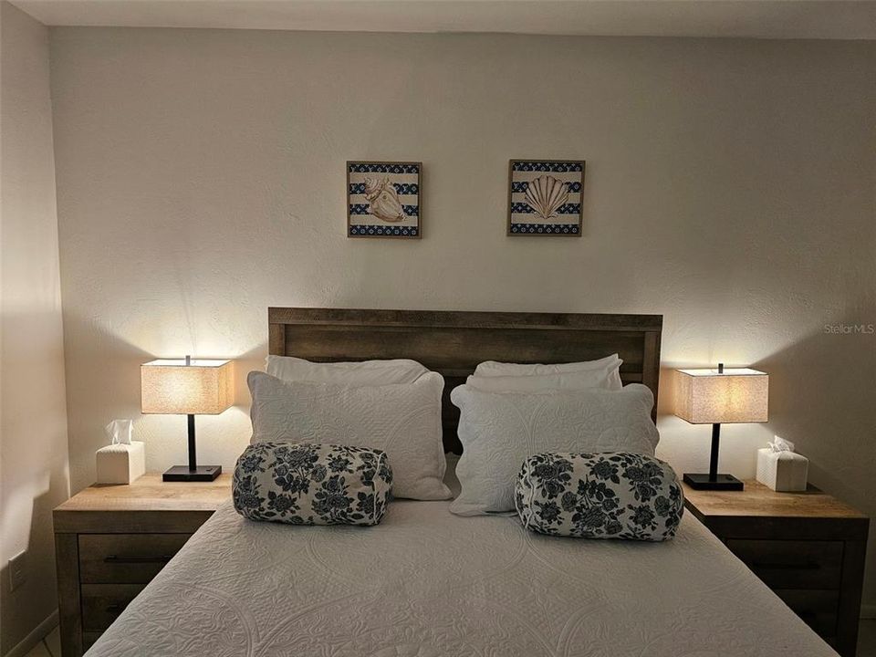 В аренду: $4,600 (2 спален, 2 ванн, 1296 Квадратных фут)